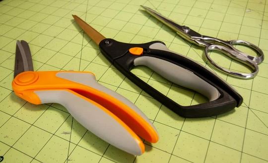 Top Tips For Finding the Perfect Scissors Online