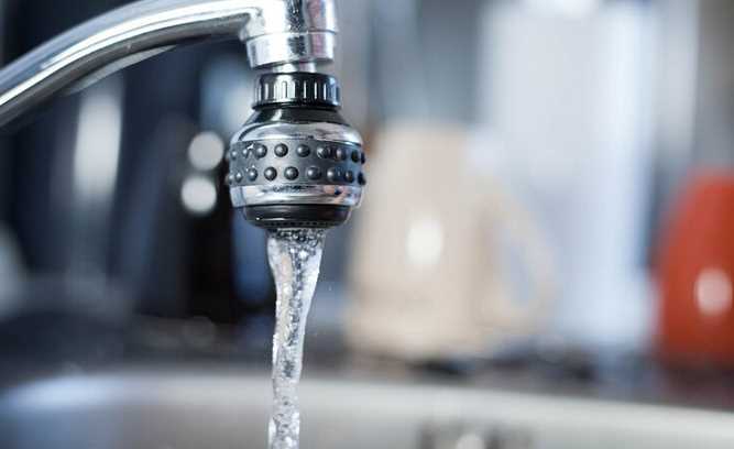 5 Common Ways You Might Be Wasting Water In Your Home