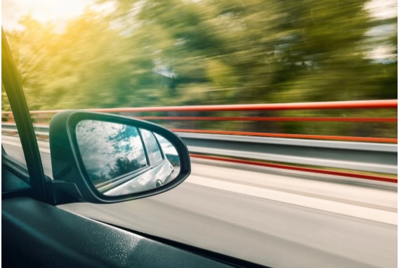 5 Tips to Keep Yourself Safe On the Road