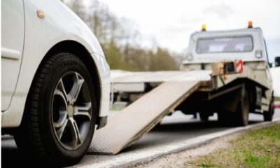 This Is How to Choose an EV Towing Service