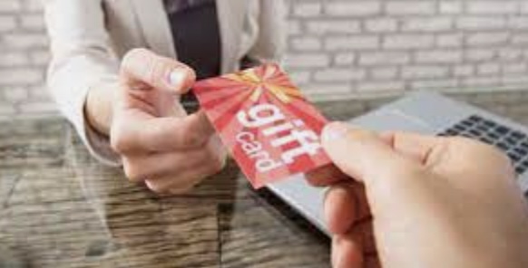 Why Flexible Gift Cards Are Perfect Employee Incentives