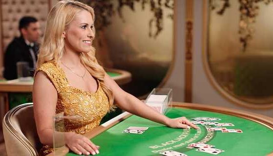 The Exciting World of Evolution Casino and Evolution Baccarat