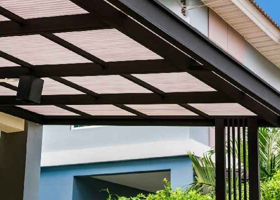 What Makes a Polycarbonate Sheet Ideal for Weather-Resistant Installations